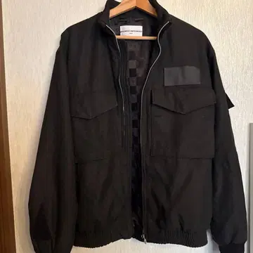 WHIZ LIMITED 블랙 점퍼