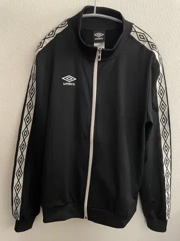 umbro 블랙 저지 M 사이즈