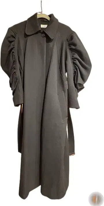 드리스반노튼 블랙 롱 코트