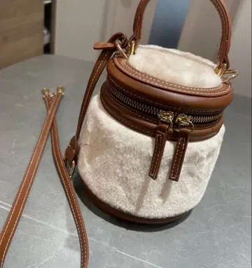 zara 인조 모피 백