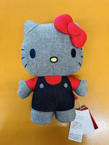 헬로키티 x EDWIN 봉제 인형