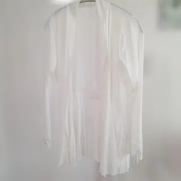 미사용 새상품 슈퍼 뷰티 파워넷 가디건 42