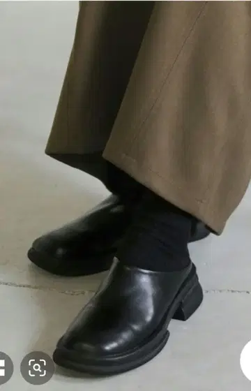 select MOCA 인조 가죽 사이드 신발 블랙