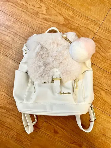 & 퍼가 달린 복조리 럭색