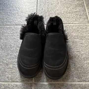 EMU 에뮤 Reef 액션 신발