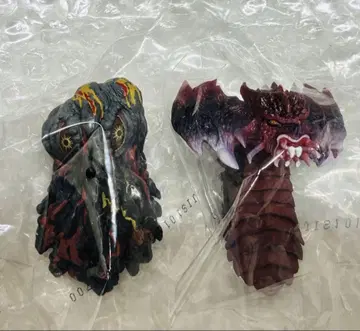 제일복권 고질라 괴수난무 -날뛰는 것- E상 몬스터 헤드 마그넷