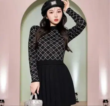 Darich 다리치 다이아 로고 니트 원피스