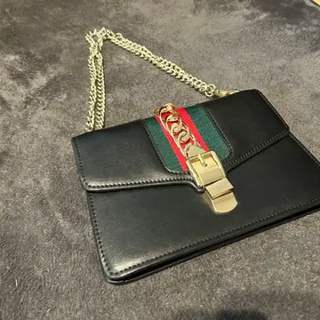 블랙 숄더백