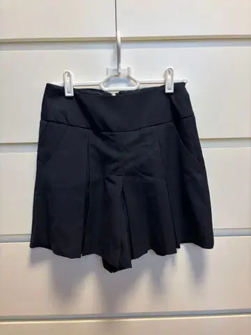CECIL McBEE 숏팬츠 [ 미사용 새상품 택 포함 ]