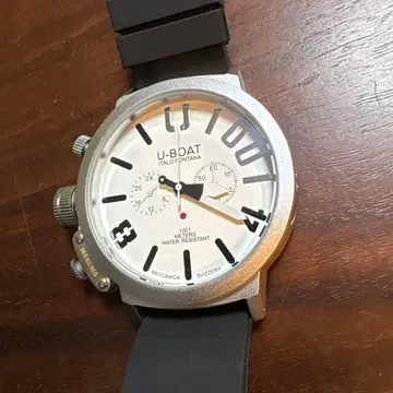 U-BOAT 크로노그래프 시계