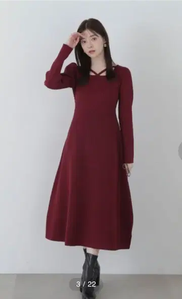 디자인 넥 플레어 원피스/