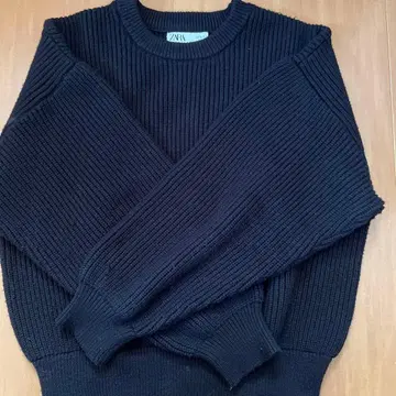 ZARA 블랙 니트 스웨터 M
