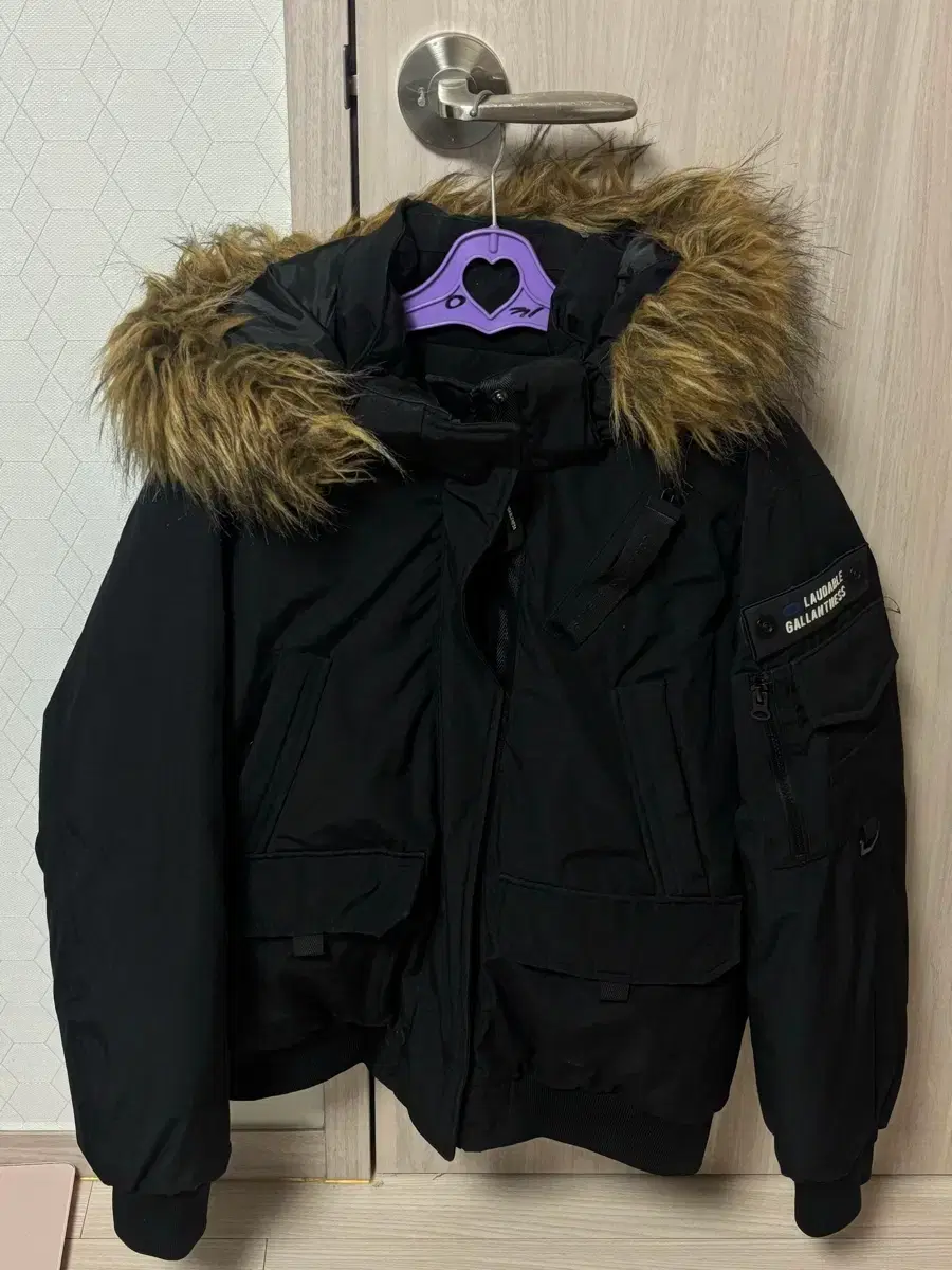 Short padding jacket