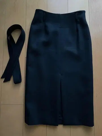 Estnation 블랙 펜슬 스커트 새상품급