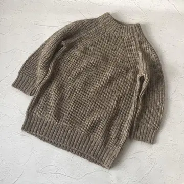 새상품급 DRESSTERIOR 알파카 혼방 두툼한 니트 38