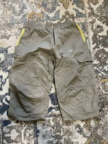 카키 카고 숏팬츠