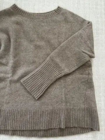 라쿤 울 크루넥 니트