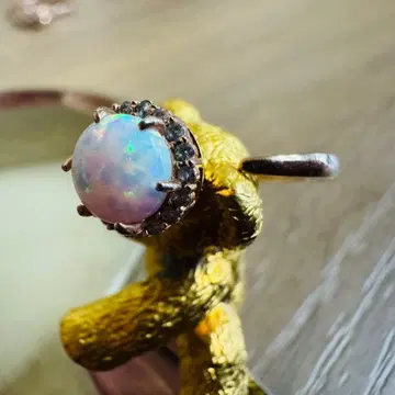 오팔 반지 화이트 핑크 계열