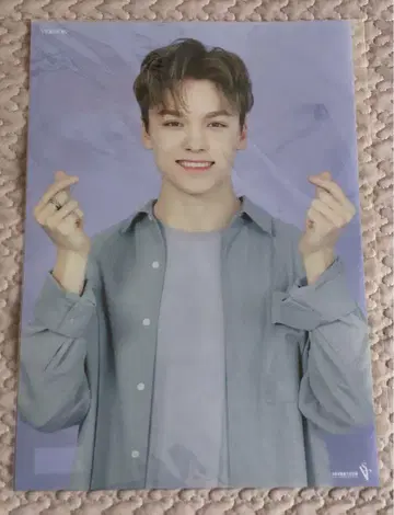 SEVENTEEN 클리어 포스터 버논
