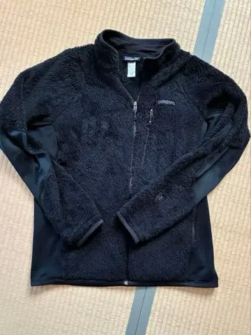 Patagonia R2 플리스 자켓 블랙 L