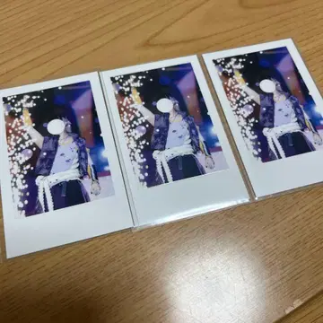 이레이스 쇼 실사 폴라로이드