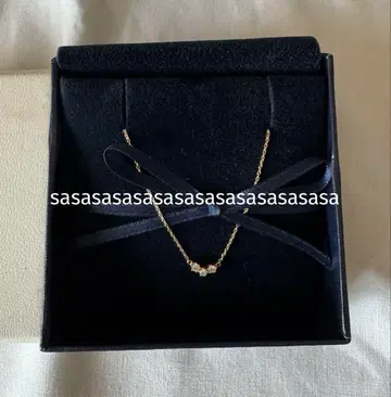 AHKAH 트레스 다이아 목걸이