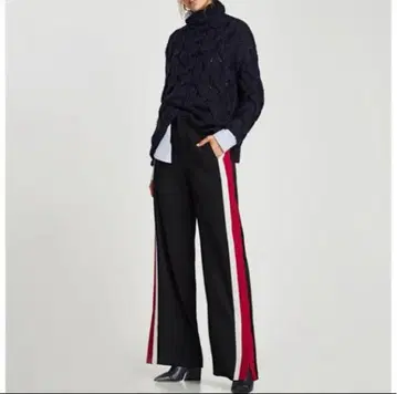 ZARA 라인 팬츠 미사용품