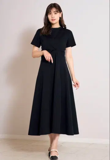 [ 새상품 택 포함 ] Herlipto 올데이 롱 드레스 블랙