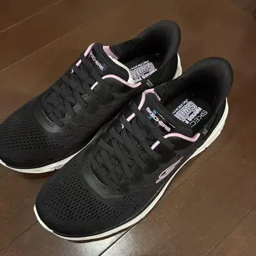 스케쳐스 24cm