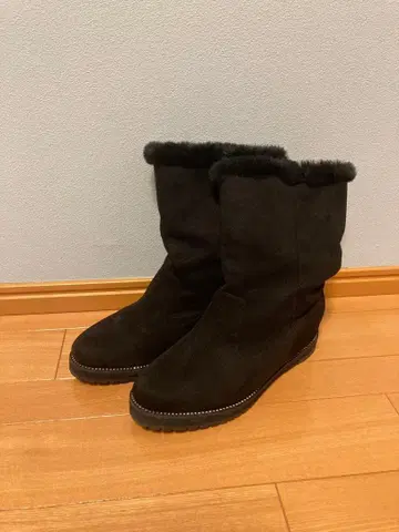 Ortensia 블랙 퍼 스웨이드 부츠