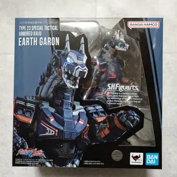S.H.Figuarts 23식 특수 전술 기갑수 어스 가론 피규아트