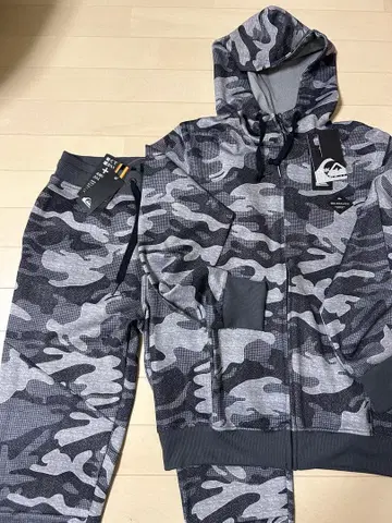 [ 미사용 새상품 ] QUIKSILVER 퀵실버 후드티 맨투맨 상하의