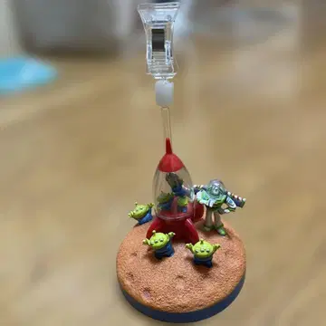 토이 스토리 에이리언 버즈 라이트이어 클립 포함 피규어