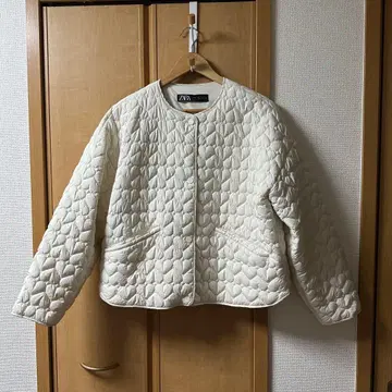 ZARA 자라 하트형 퀼팅 다운 자켓 화이트