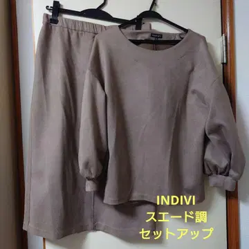 [가을/겨울에 딱 맞는] INDIVI 스웨이드 느낌 스커트 셋업