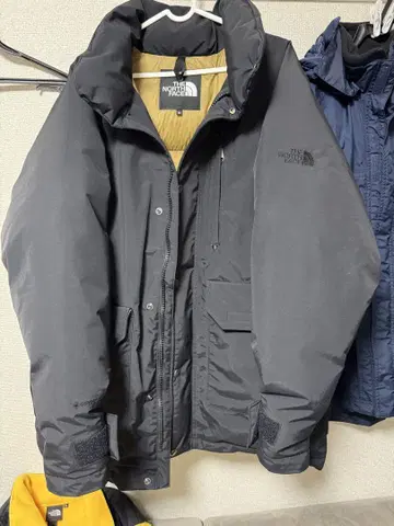 THE NORTH FACE 블랙 다운 자켓 GORE-TEX