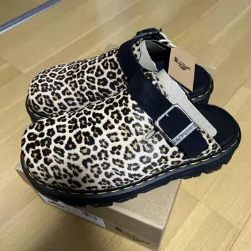 닥터마틴 Dr.Martens 새상품 송치 레오파드 샌들