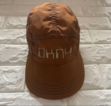 [ 레어 ] DKNY 다나카란 나일론 캡 브라운 프리 사이즈