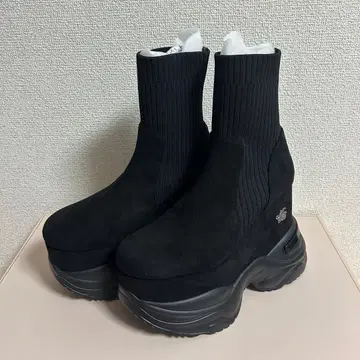 미셸 마카롱 삭스라이크 통굽 부츠 M