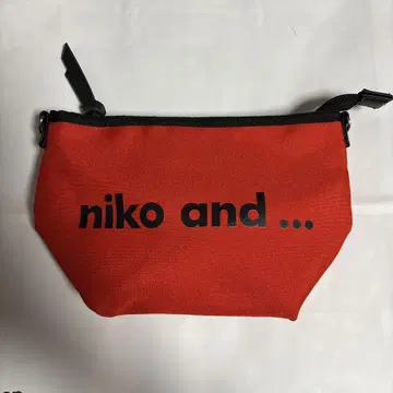 niko and - 오렌지 숄더백 파우치