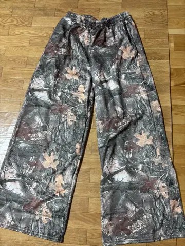 카모 패턴 와이드 팬츠