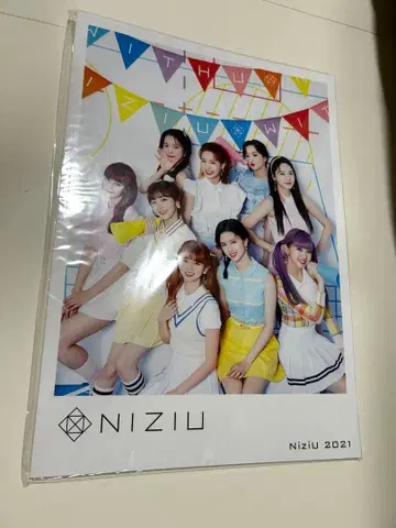 NiziU 팜플렛 2021