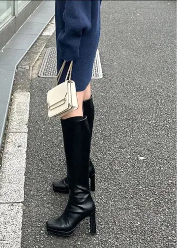 LUDICRUM Platform long boots 니하이 부츠
