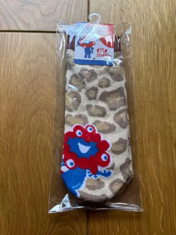 미야쿠미야쿠 레오파드 무늬 삭스 22-25cm