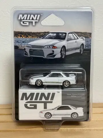 MINIGT 1/64 Nissan SkylineGT-R32veilside