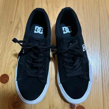 DC 스니커즈 26cm 블랙