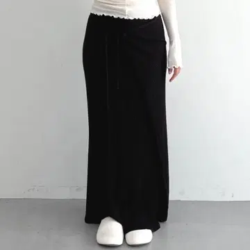 BASERANGE BRIG SKIRT BLACK