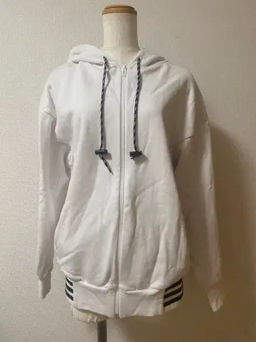 moussy x adidas 콜라보 화이트 풀 집업 후드티