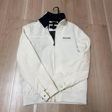 HILFIGER 화이트 나일론 자켓