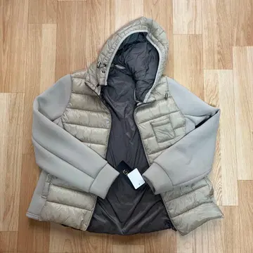 MAGGY 후드 부착 베이지 다운 자켓